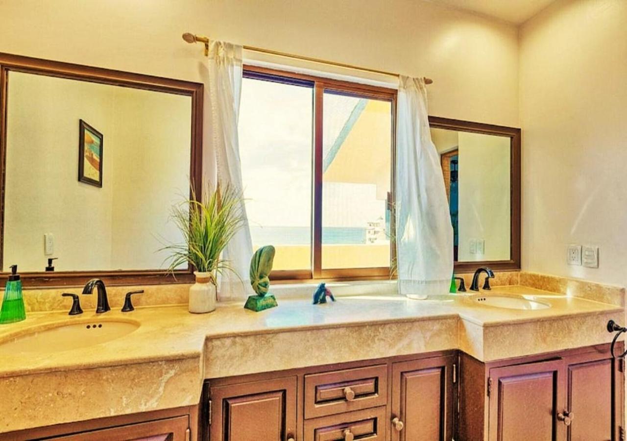 Right On The Beach! Rocky Point Condo Rental - 2 Bedroom Penthouse Beachfront Bagian luar foto
